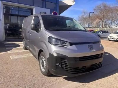 Nouvelle Fiat Scudo S 177 ch (130 kW) 2025 Gris acier métal Van