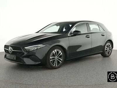 Noir Occasion 2024 Mercedes A180 Business Citadine | 26 990 € (Bon prix)
