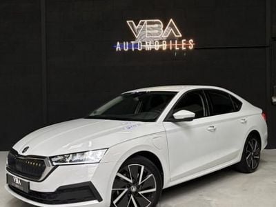 Blanc Occasion 2022 Skoda Octavia Business Line Berline | 19 990 € (Bon prix)