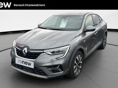 Gris Occasion 2023 Renault Arkana Evolution SUV | 22 990 €
