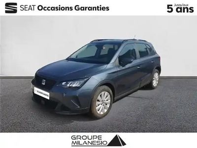 Gris Occasion 2023 Seat Arona Style SUV | 17 990 € (Prix juste)