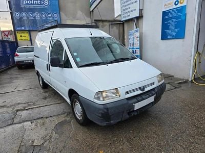 Occasion Fiat Scudo Business 69 ch (50 kW) 2002 Blanc Van