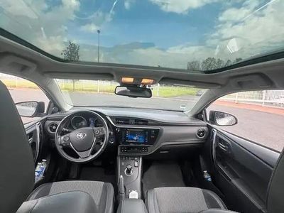 Toyota Auris Touring Sports