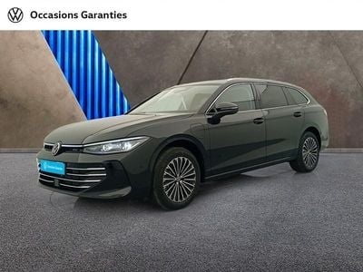 Occasion VW Passat Elegance 150 ch (110 kW) 2024 Blanc Break
