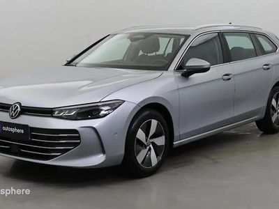 Gris Occasion 2024 VW Passat Life Break | 35 999 € (Prix cher)