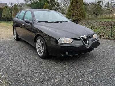 Noir Occasion 2001 Alfa Romeo 156 Break | 7 500 €