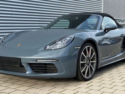 Porsche 718 Boxster