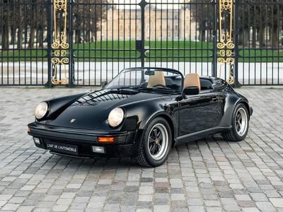 Noir Occasion 1990 Porsche 911 Cabriolet | 189 900 €