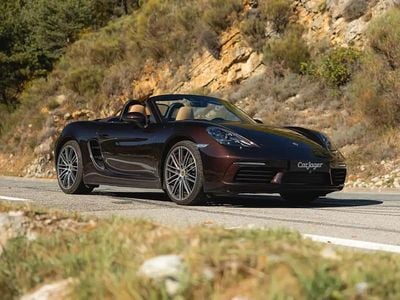 Brun Occasion 2017 Porsche 718 Boxster Cabriolet | 67 900 €