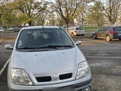 Occasion Renault Scénic 109 ch (80 kW) 2000 Monospace