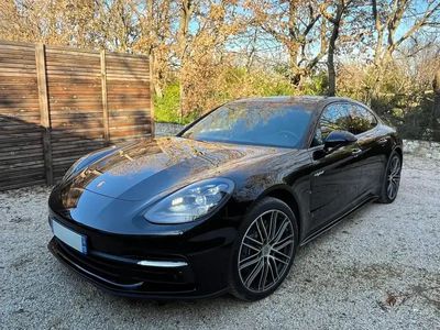 Porsche Panamera 4