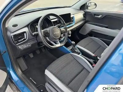 Bleu Occasion 2022 Kia Stonic SUV | 15 980 € (Prix juste)