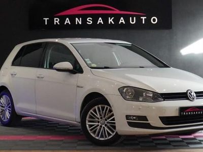 Blanc Occasion 2014 VW Golf Berline | 12 490 € (Prix assez cher)