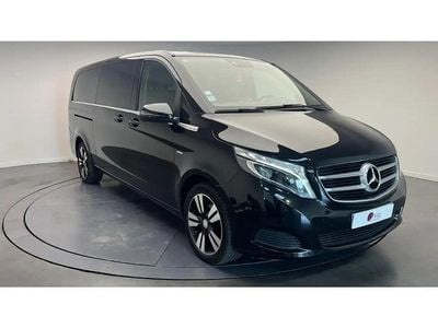 Noir Occasion 2017 Mercedes V220 Executive Monospace | 34 490 € (Prix juste)