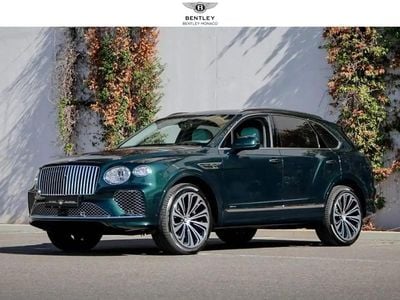 Vert Nouvelle 2025 Bentley Bentayga SUV | 315 000 €