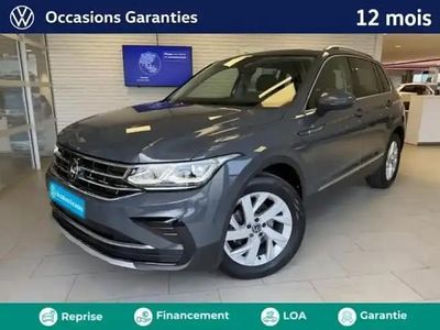 Gris dauphin métallisée Occasion 2022 VW Tiguan Elegance SUV | 32 980 € (Bon prix)