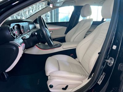 Mercedes E220