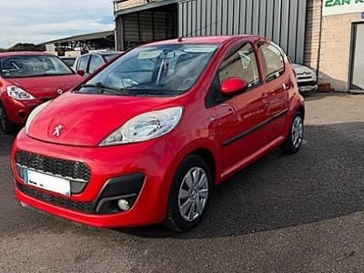Rouge Occasion 2013 Peugeot 107 Access Citadine | 3 499 €