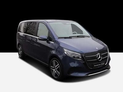 Bleu Occasion 2025 Mercedes V300 Avantgarde Monospace | 69 990 € (Super prix)