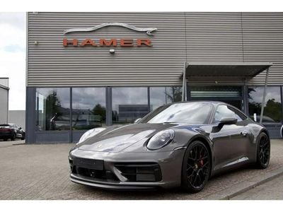 Porsche 911 Carrera GTS