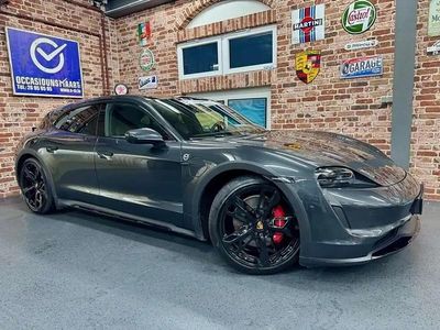 Gris Occasion 2022 Porsche Taycan 4S Cross Turismo Berline | 70 970 €