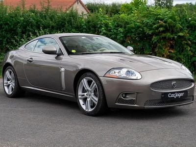 Gris Occasion 2008 Jaguar XJR Berline | 34 900 €