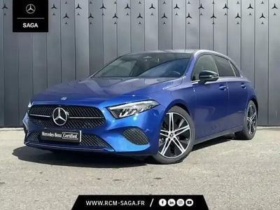 Bleu Occasion 2023 Mercedes A180 Business Berline | 30 900 € (Prix juste)