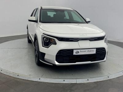 Blanc Occasion 2023 Kia e-Niro Motion SUV | 25 199 € (Prix juste)