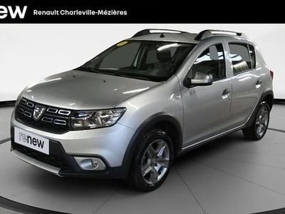 Gris Occasion 2020 Dacia Sandero Stepway Citadine | 12 490 € (Prix juste)
