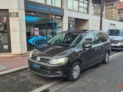 Beige Occasion 2016 VW Sharan Monospace | 13 990 € (Prix juste)