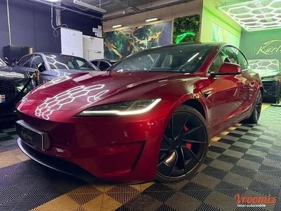 Noir Occasion 2025 Tesla Model 3 Performance Berline | 44 990 € (Prix cher)