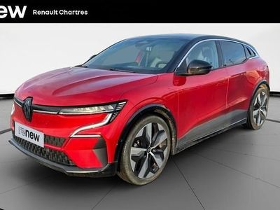 Rouge Occasion 2022 Renault Megane E-Tech Techno Berline | 22 990 € (Prix juste)