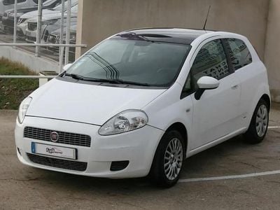 Blanc Occasion 2008 Fiat Grande Punto Dynamic Citadine | 3 890 €
