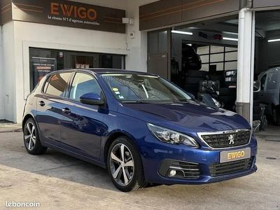 Bleu Occasion 2019 Peugeot 308 Allure+ Berline | 13 290 € (Prix juste)