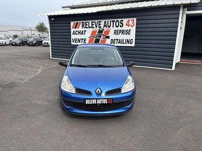 Bleu Occasion 2005 Renault Clio III Expression Berline | 6 490 €
