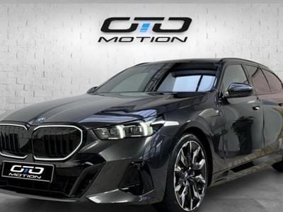 Occasion 2025 BMW 550e M Sport Break | 104 990 €