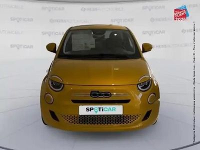 Yellow gold métal Nouvelle 2025 Fiat 500 Berline | 20 499 € (Prix juste)