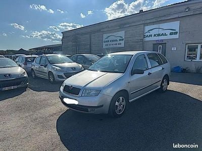 Gris Occasion 2001 Skoda Fabia Comfort Break | 2 999 €