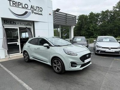 Gris Occasion 2024 Ford Puma ST-Line SUV | 25 990 € (Prix assez cher)
