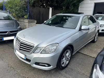Gris Occasion 2010 Mercedes E350 Avantgarde Berline | 12 990 €