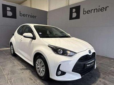 Occasion Toyota Yaris Hybrid Business Edition 116 ch (85 kW) 2022 Berline