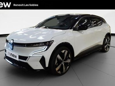 Blanc Occasion 2023 Renault Mégane Techno Berline | 25 770 € (Prix juste)