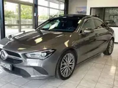 Mercedes CLA200