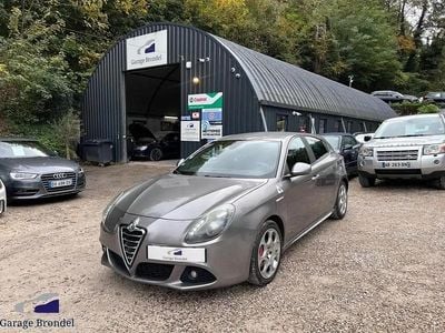 Gris Occasion 2011 Alfa Romeo Giulietta Berline | 12 500 €