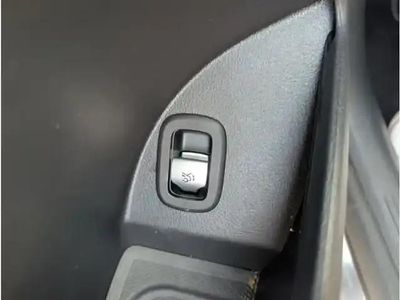 Noir obsidienne métallisé Occasion 2023 Mercedes GLC220 Coupé | 68 990 € (Prix cher)