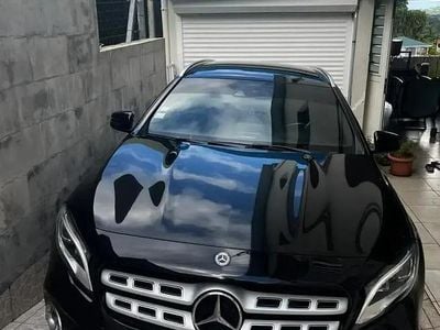 Noir Occasion 2018 Mercedes GLA200 Business SUV | 15 500 € (Super prix)