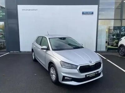 Gris argent métallisé Occasion 2025 Skoda Fabia Selection Berline | 20 990 € (Prix juste)