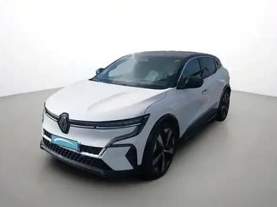 Blanc 369 noir gne Occasion 2022 Renault Megane E-Tech Berline | 22 590 € (Prix juste)