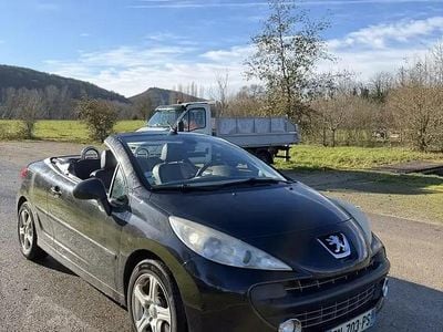 Noir Occasion 2008 Peugeot 207 CC Roland Garros Cabriolet | 3 990 € (Prix juste)