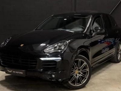 Noir Occasion 2017 Porsche Cayenne SUV | 46 990 € (Prix assez cher)